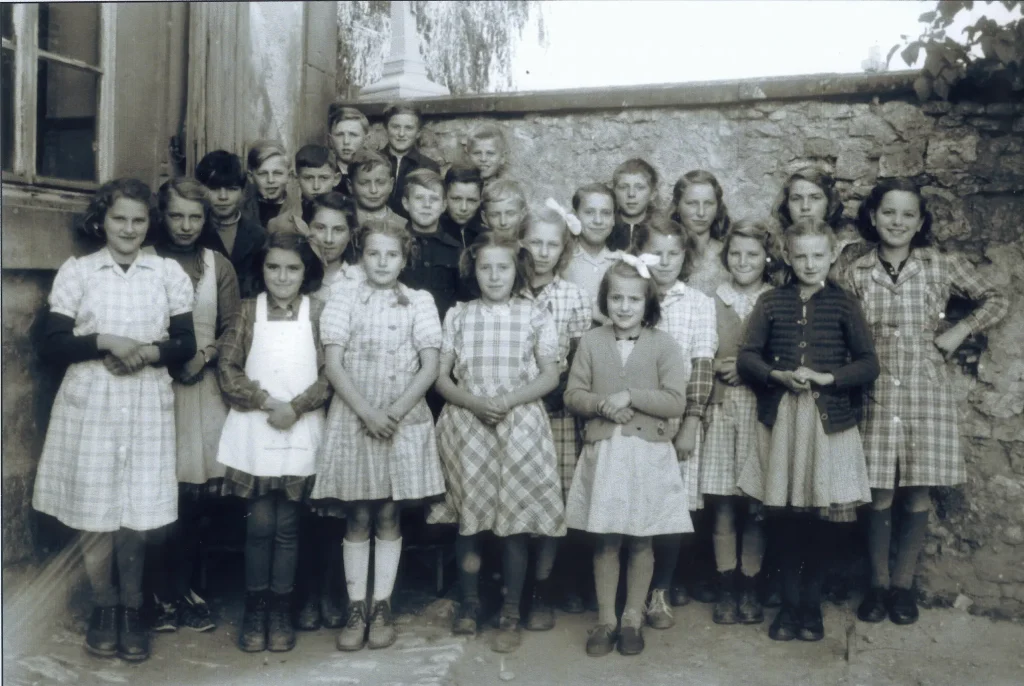 1949 1950 CM Fin etudes Muller Cecile