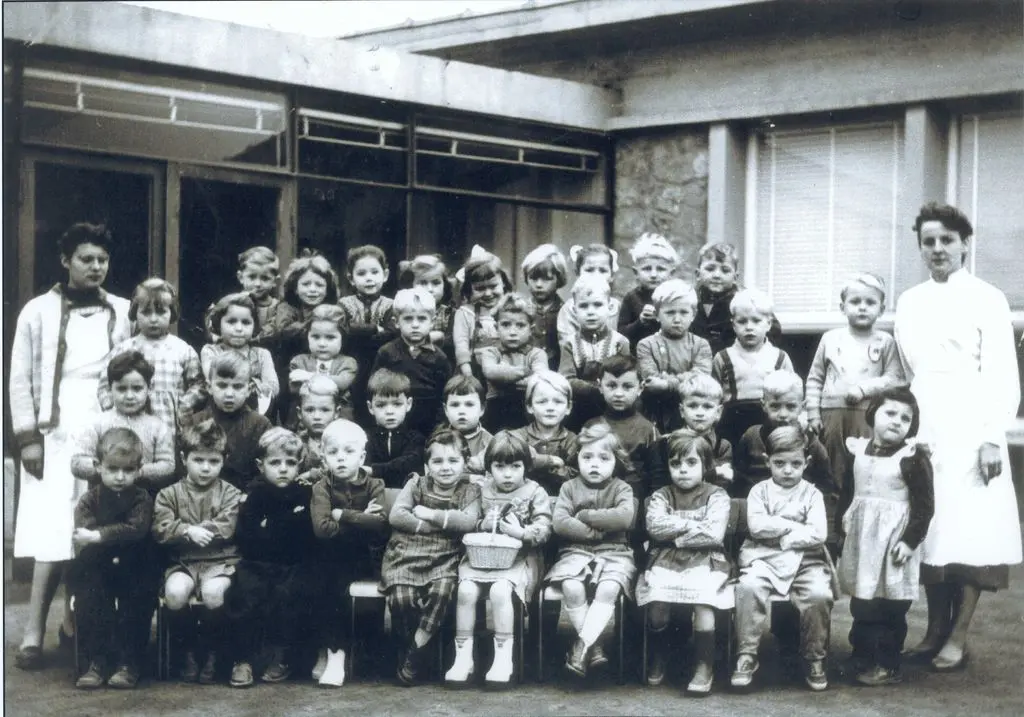 1956 1957 creation ecole maternelle