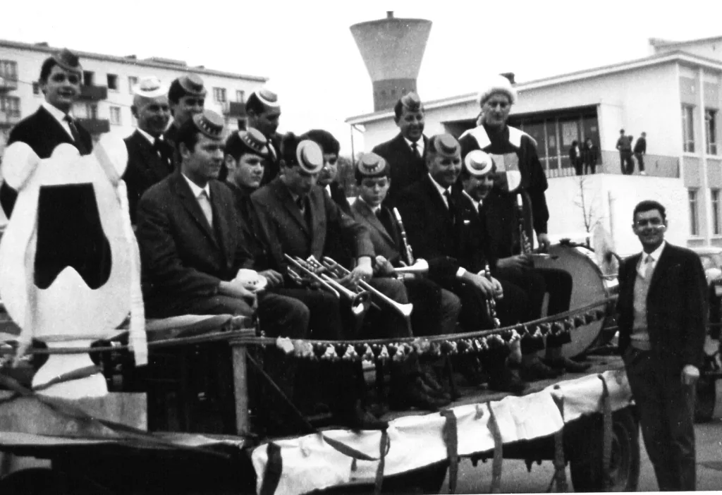 Char carnaval orchestre