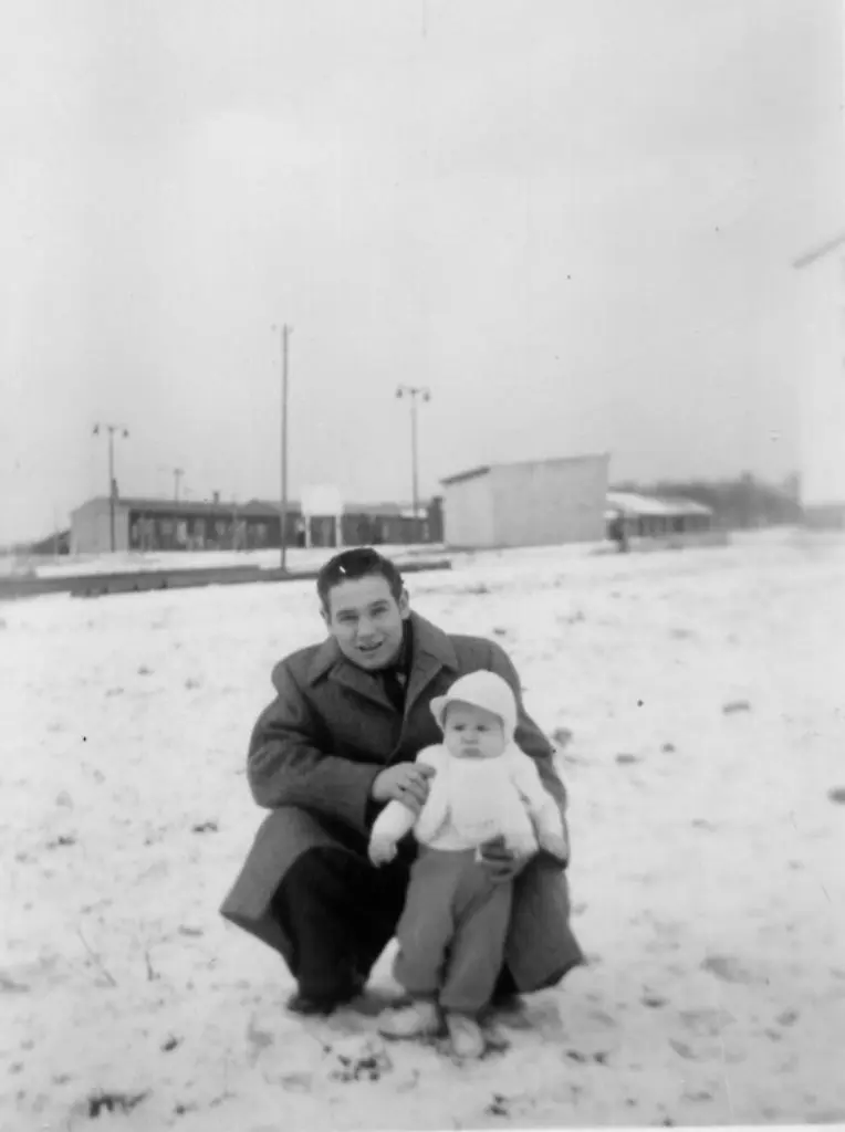 dec 1956 cantine chapelle en bois